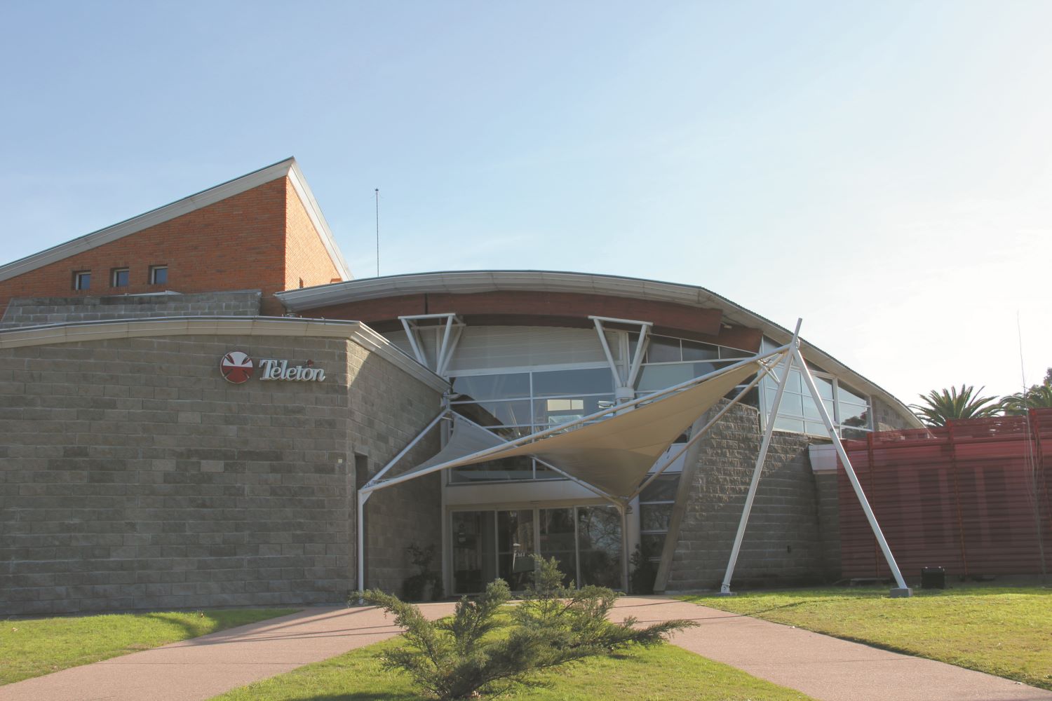 97 profesionales de ORITEL participaron en Taller sobre Estándares Internacionales CARF